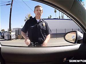 CAUGHT! black lady gets squirted sucking off a cop
